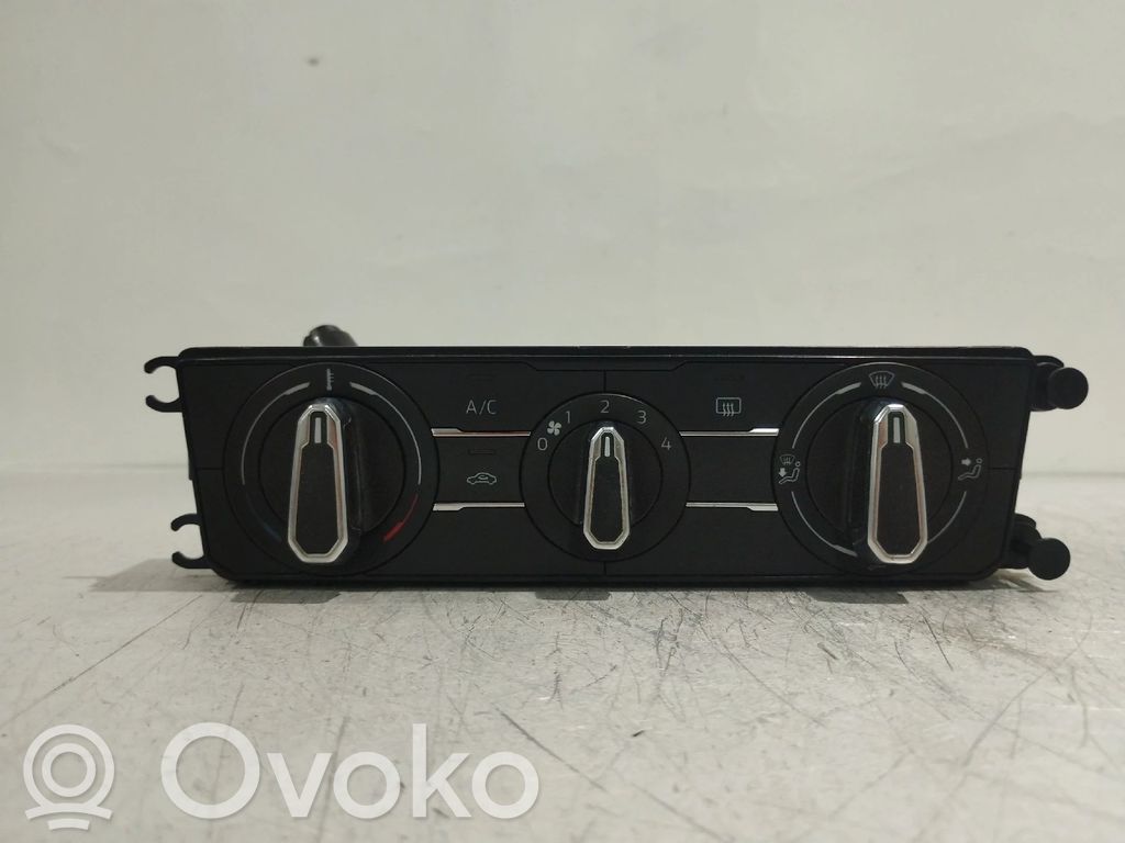 Volkswagen Polo VI Centralina del climatizzatore 