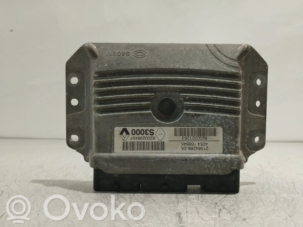 Unidad de control/módulo del motor   8200321263,215842882A,8200298457,S3000