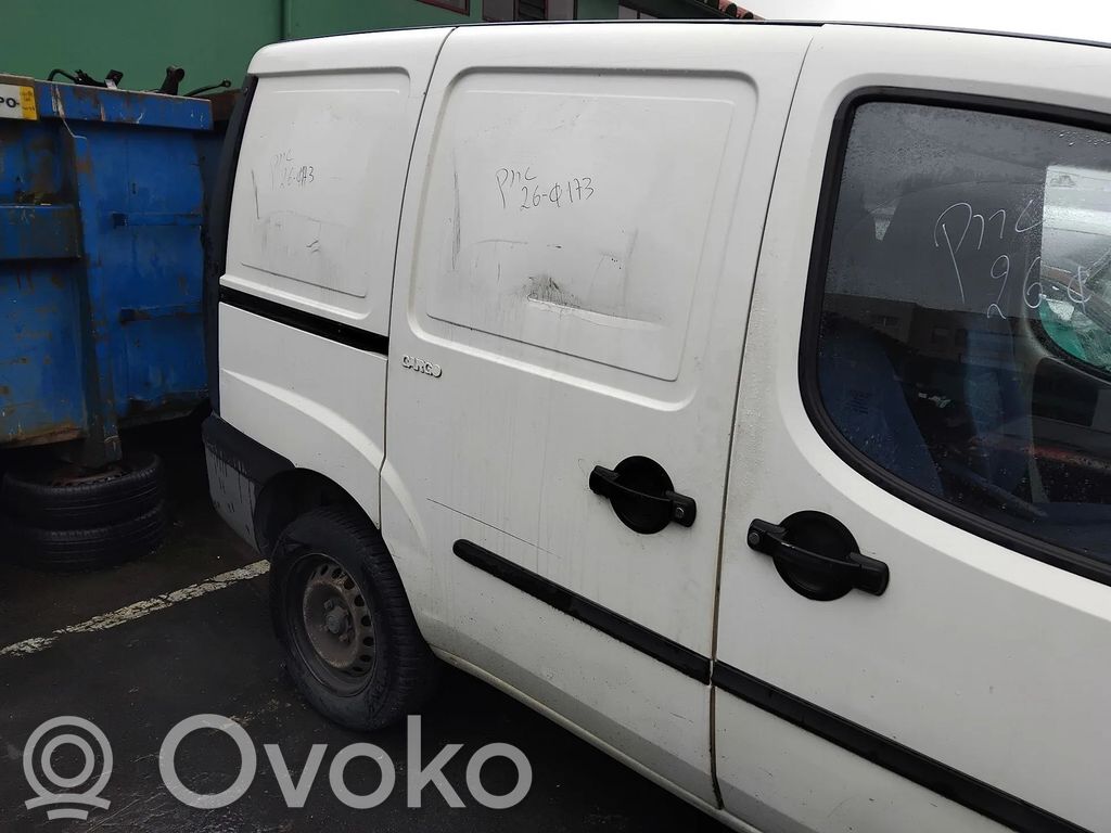Fiat Doblo Sivuliukuovi 