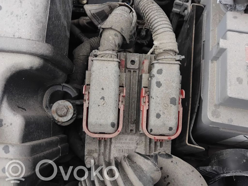 Engine control unit/module   5SF8M4