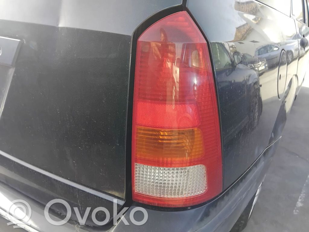 Rear/tail lights