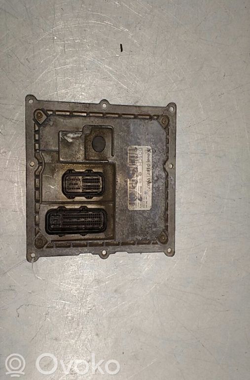 Unidad de control/módulo del motor   0003107V007,0261205005,BOSCH