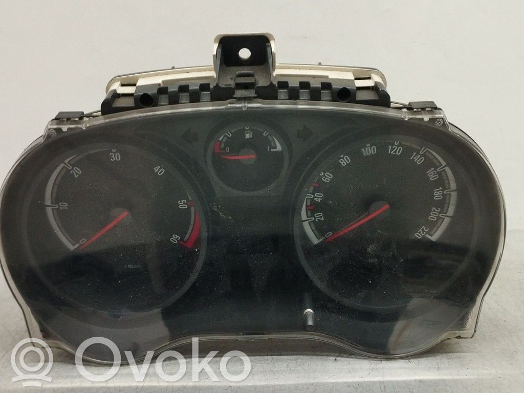 Compteur de vitesse tableau de bord   P0013372999