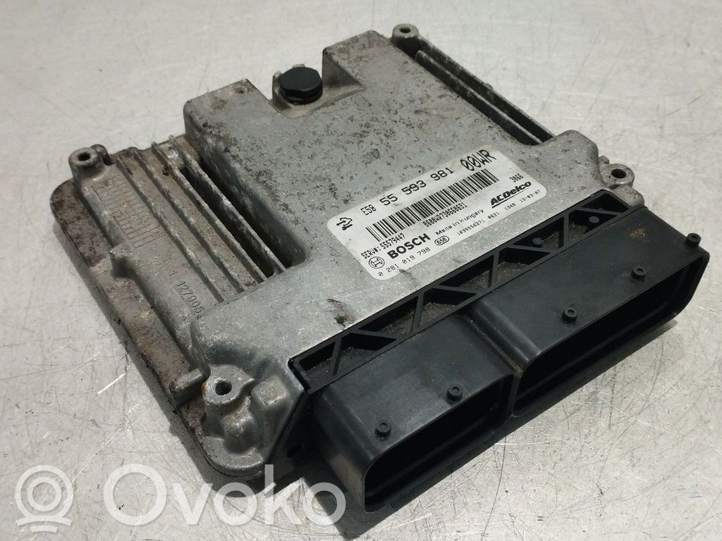 Unidad de control/módulo del motor   55593981,0281019798,55579447