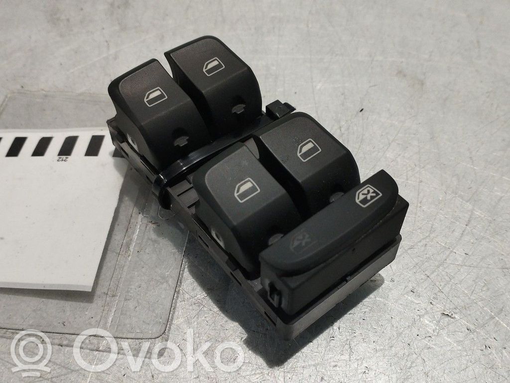 Electric window control switch   8X0959851