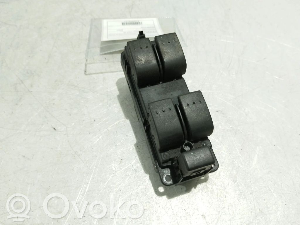 Interruptor del elevalunas eléctrico   BS3E66350A