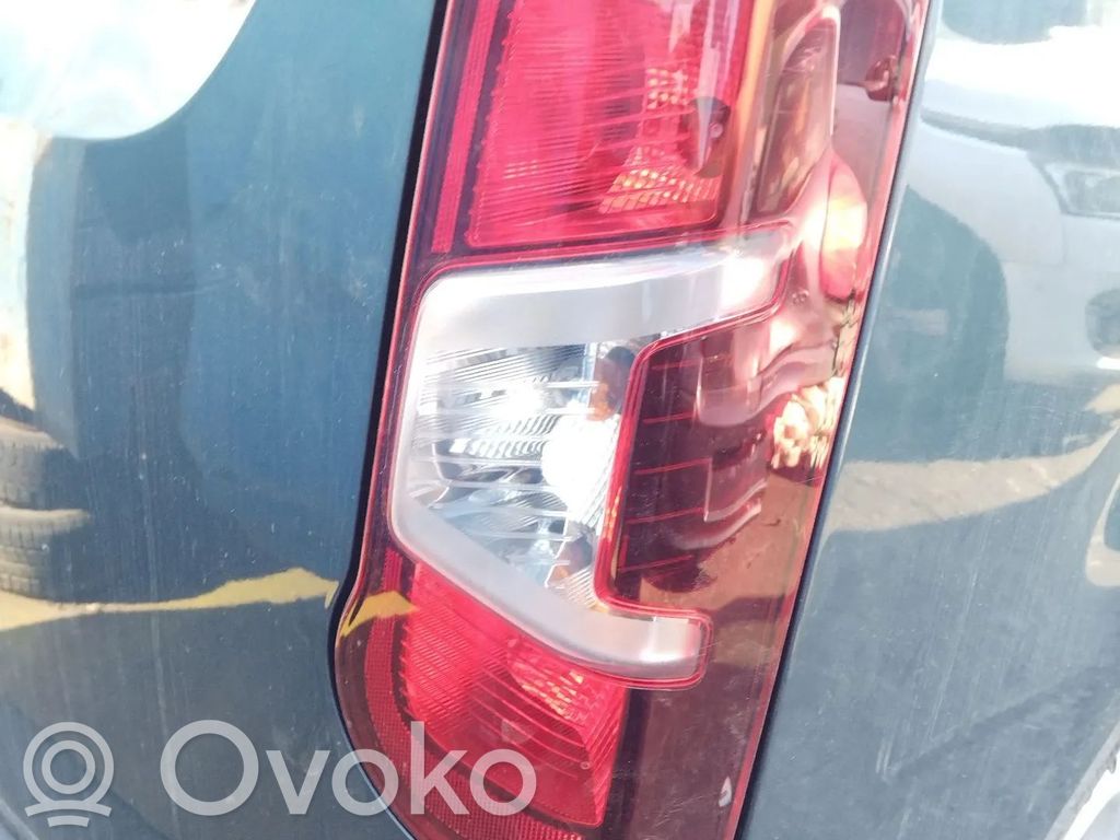 Lampa tylna   9820554880,SU001B0487