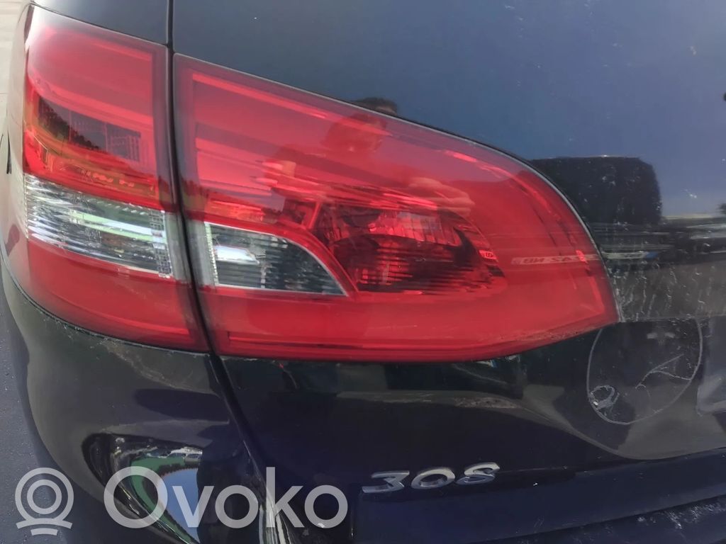 Peugeot 308 Feux arrière sur hayon