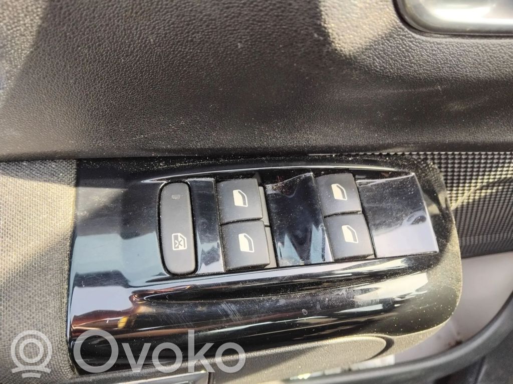 Interruptor del elevalunas eléctrico