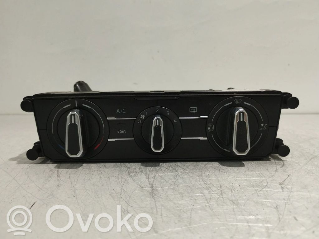 Volkswagen Polo VI Centralina del climatizzatore 