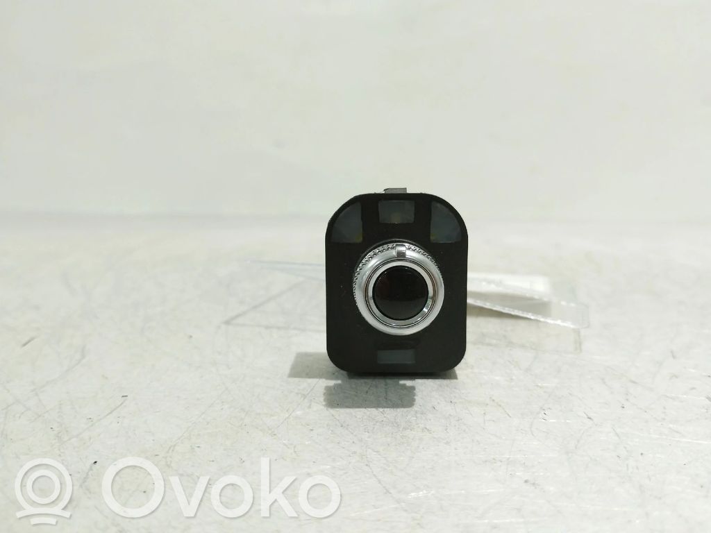 Sivupeilin kytkin   8K0959565E