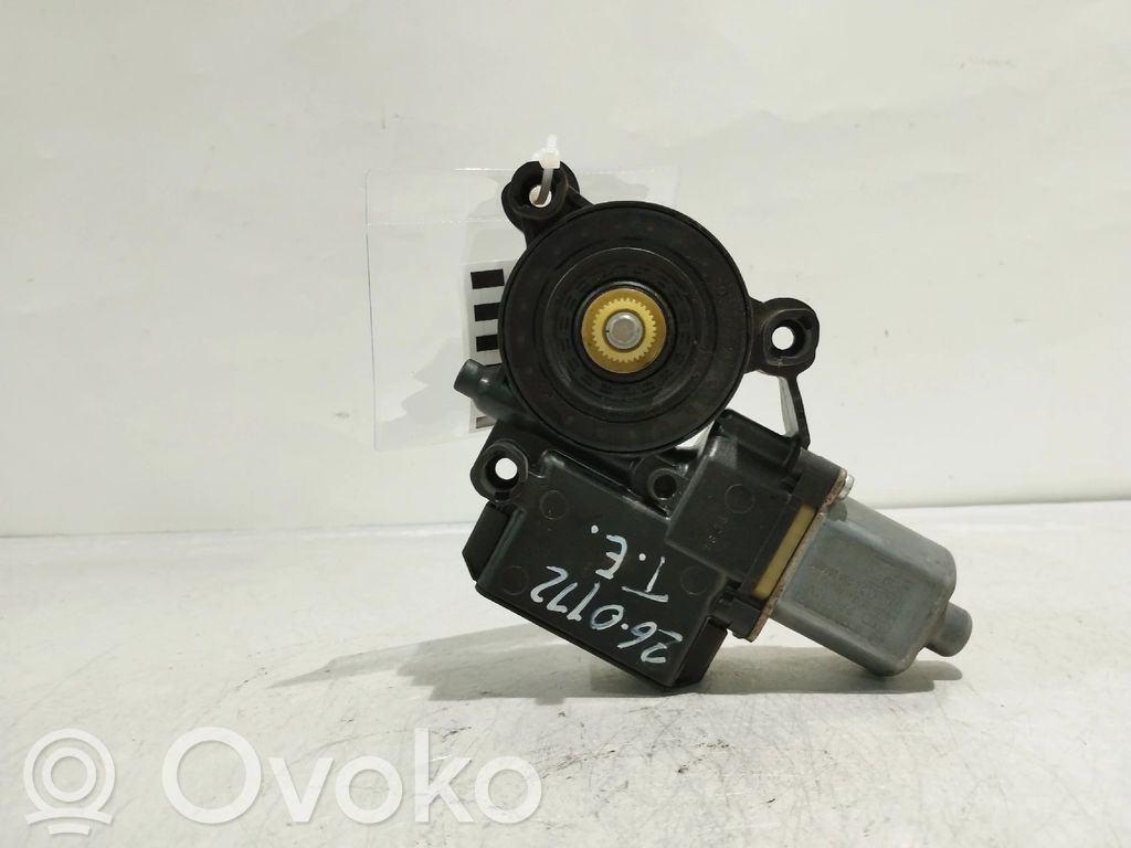 Volkswagen Polo V 6R Motor macara geam ușă spate 