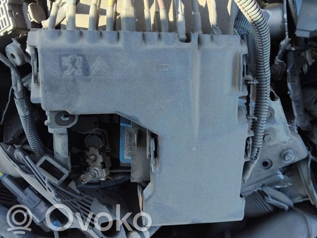 Peugeot 508 Relais de batterie fusible 
