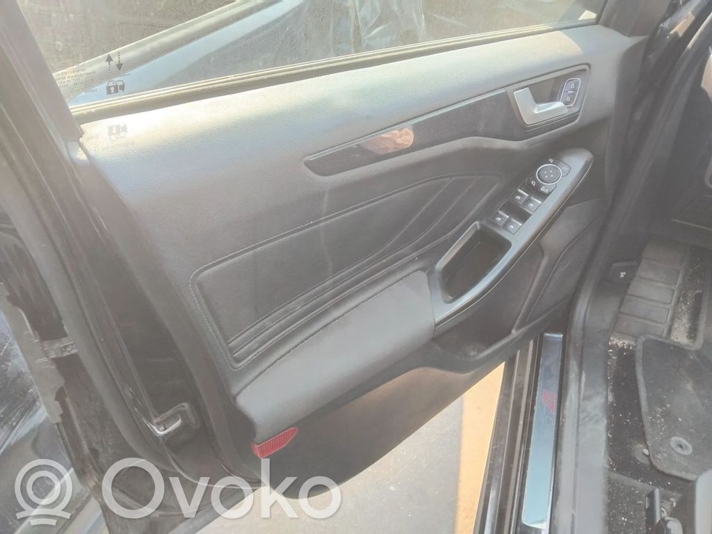 Ford Focus Macara geam față fără motor 