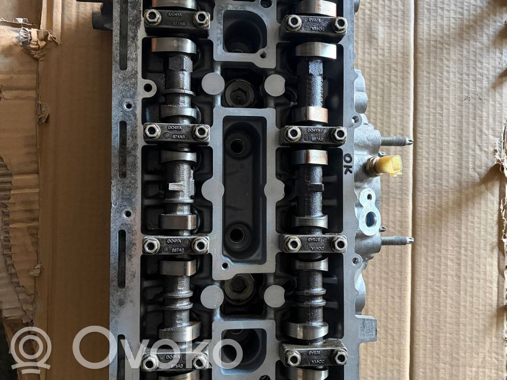 Engine head   RFEJ7E6090FC