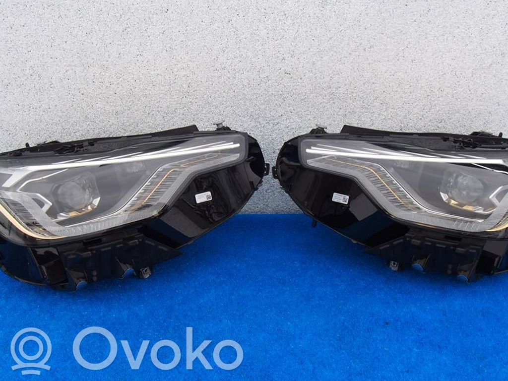 BMW 2 G42 Headlights/headlamps set 