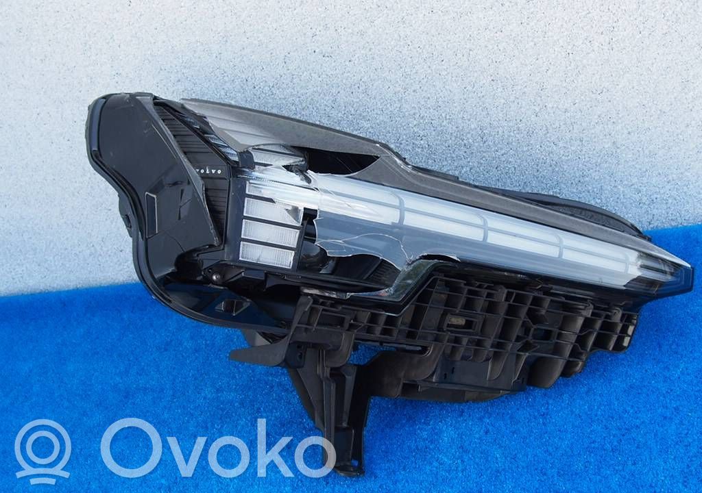 Volvo EX30 Headlight/headlamp 