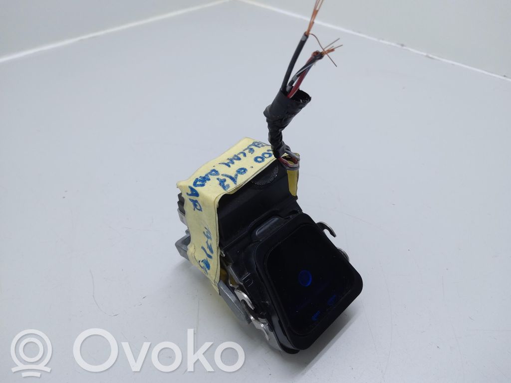 Mitsubishi L200 Windshield/windscreen camera 