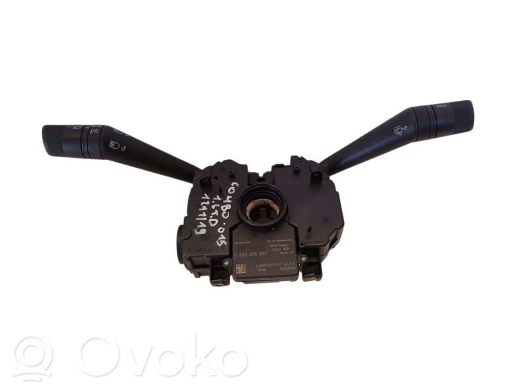 Opel Combo D Wiper turn signal indicator stalk/switch 