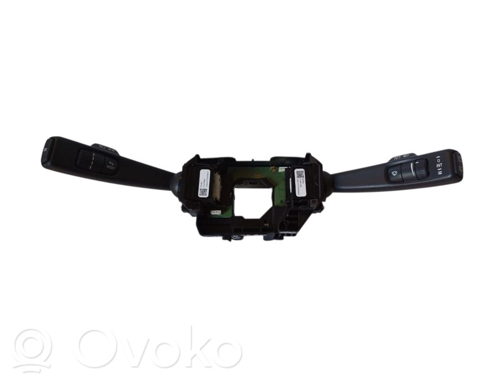 Volvo XC60 Rankenėlių komplektas 