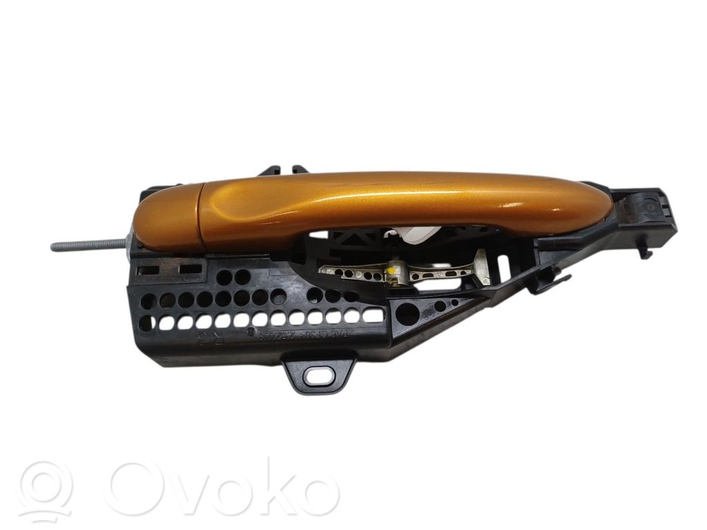 Renault Captur Manecilla externa puerta trasera 