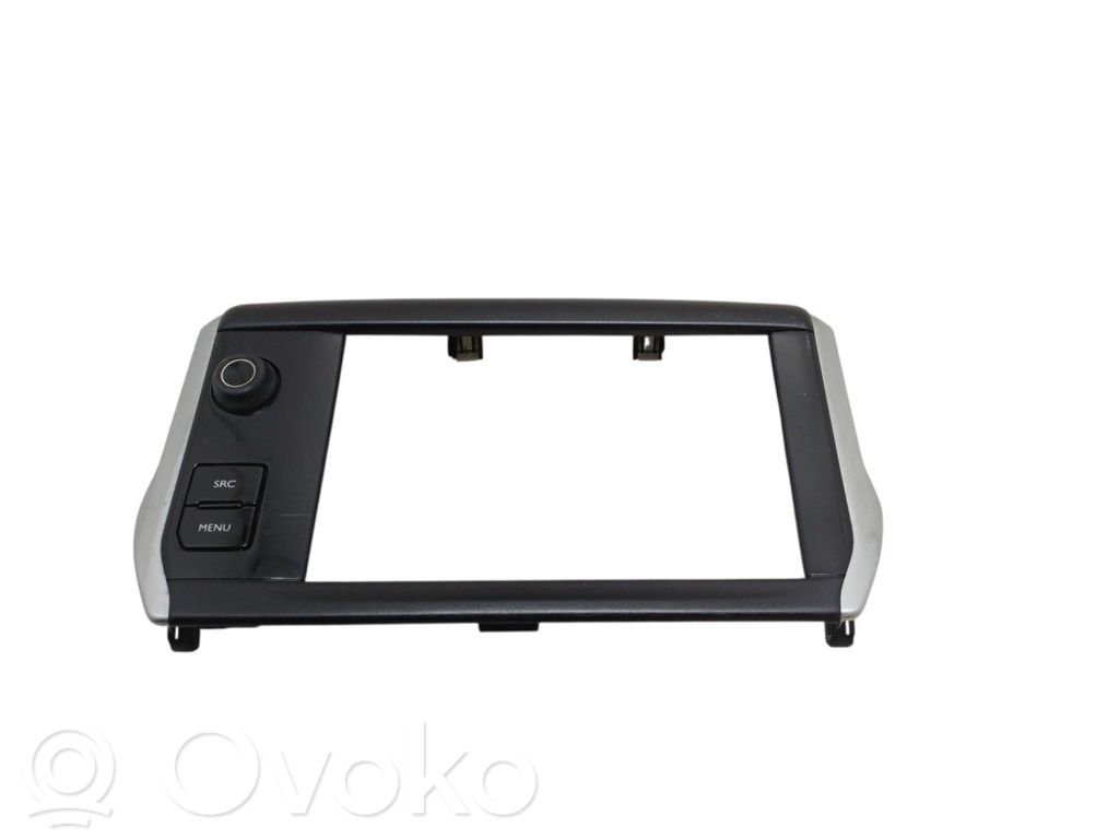 Peugeot 2008 I Moldura del panel 