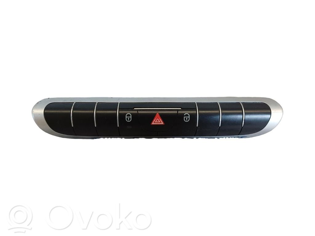 Smart ForTwo II Botón interruptor de luz de peligro 