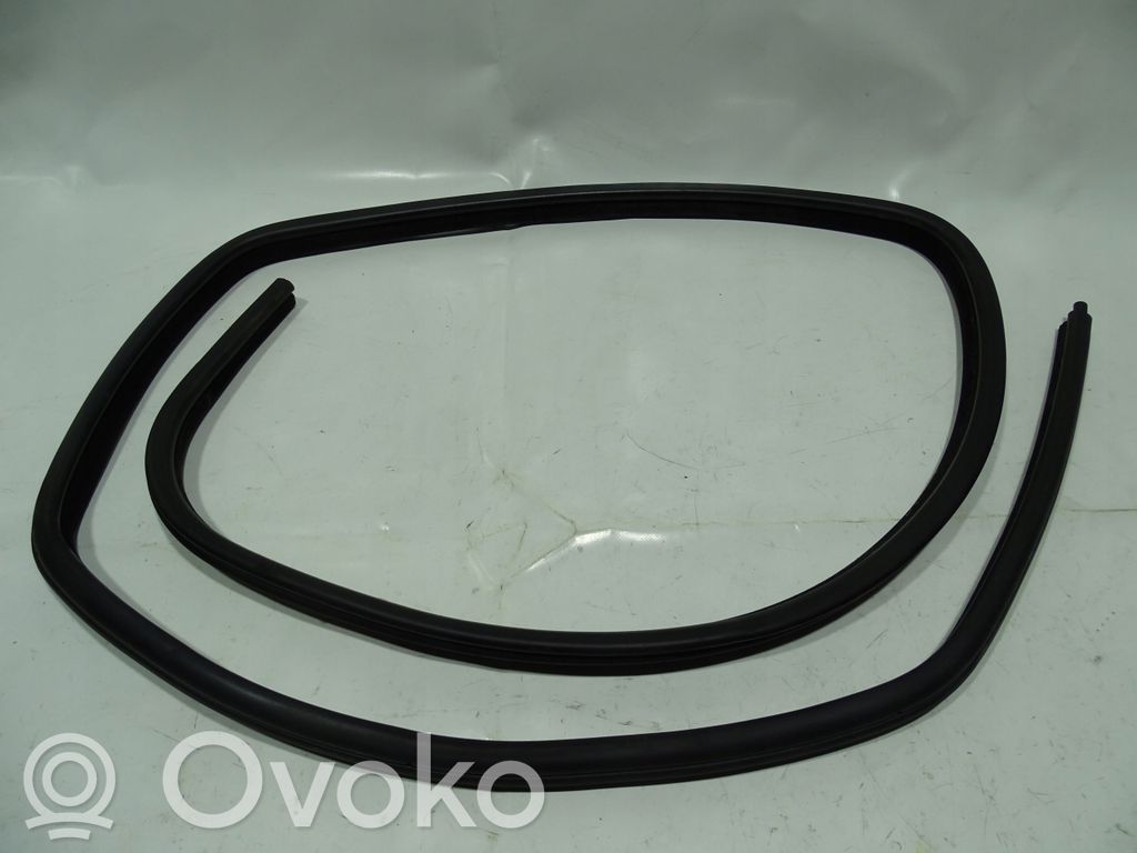 Gummidichtung Heckklappe   7119966BMW,7119966