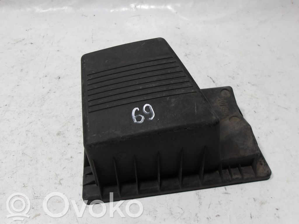 BMW 3 E30 Luftfilterkasten 