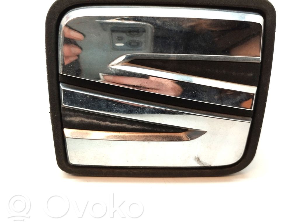 Manecilla externa puerta trasera   5F0827565A
