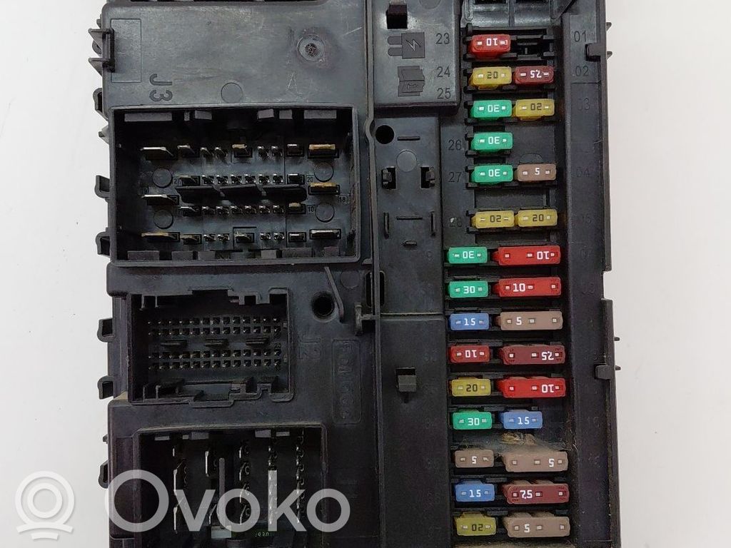 Ford Mondeo MK V Katvealueen valvonnan ohjainlaite (BSM) 