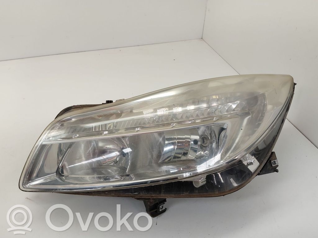 Opel Insignia A Headlight/headlamp 