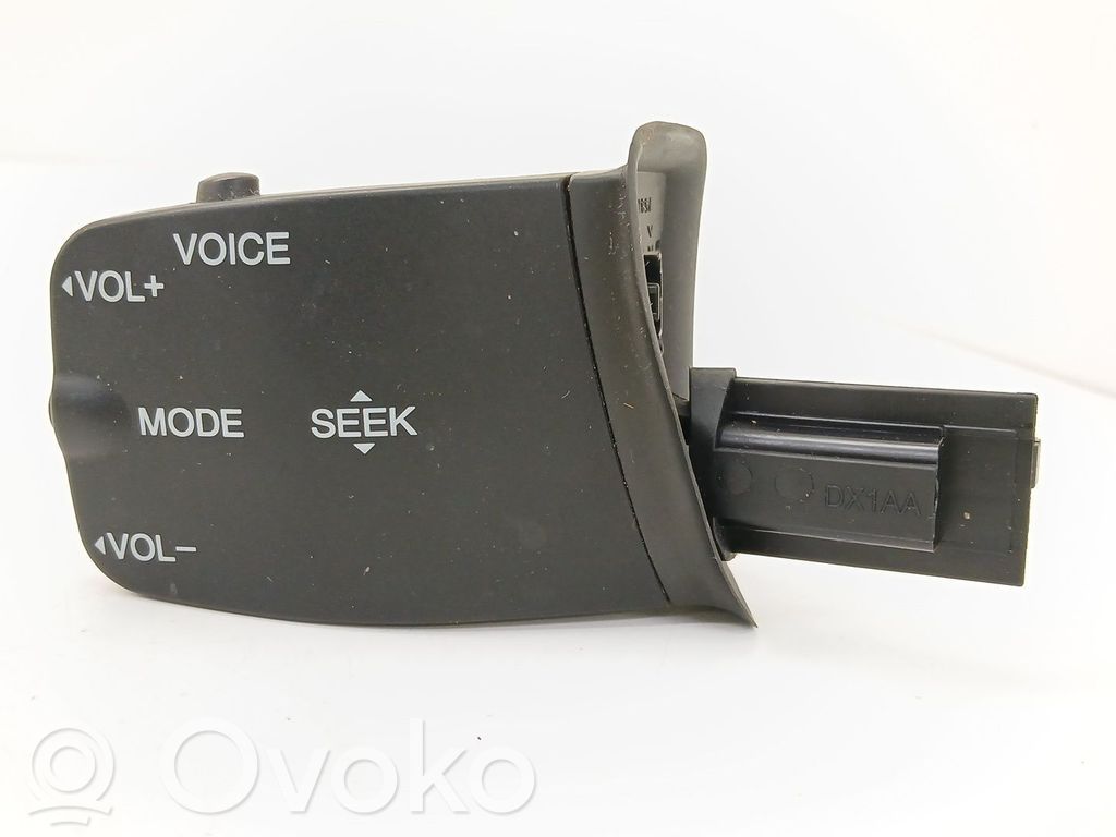 Interruptor de control multifunción   3M5T14K147