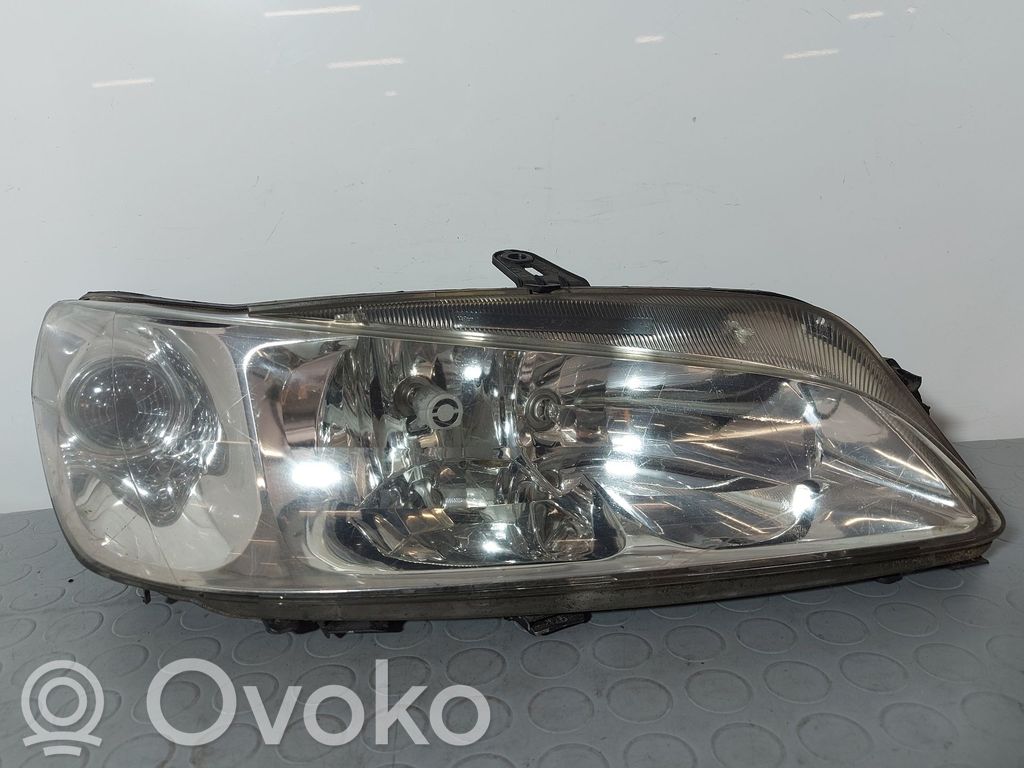 Scheinwerfer   89003896