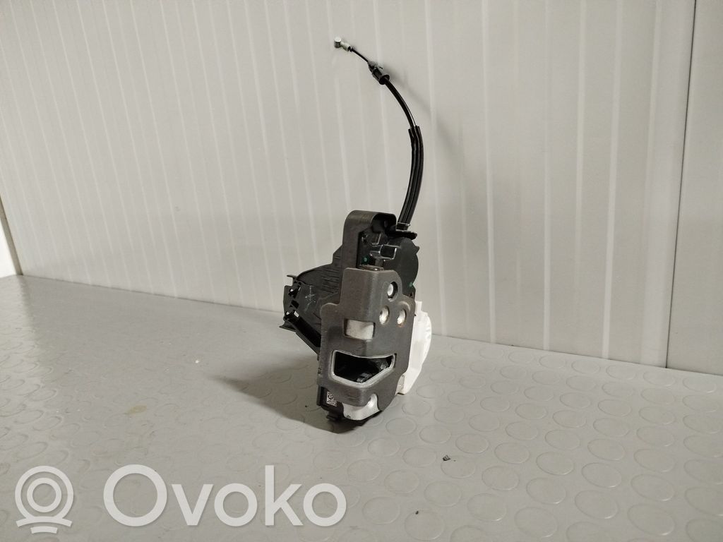 Ford Focus Front door lock 
