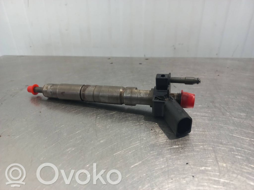 Injecteur de carburant   7797877