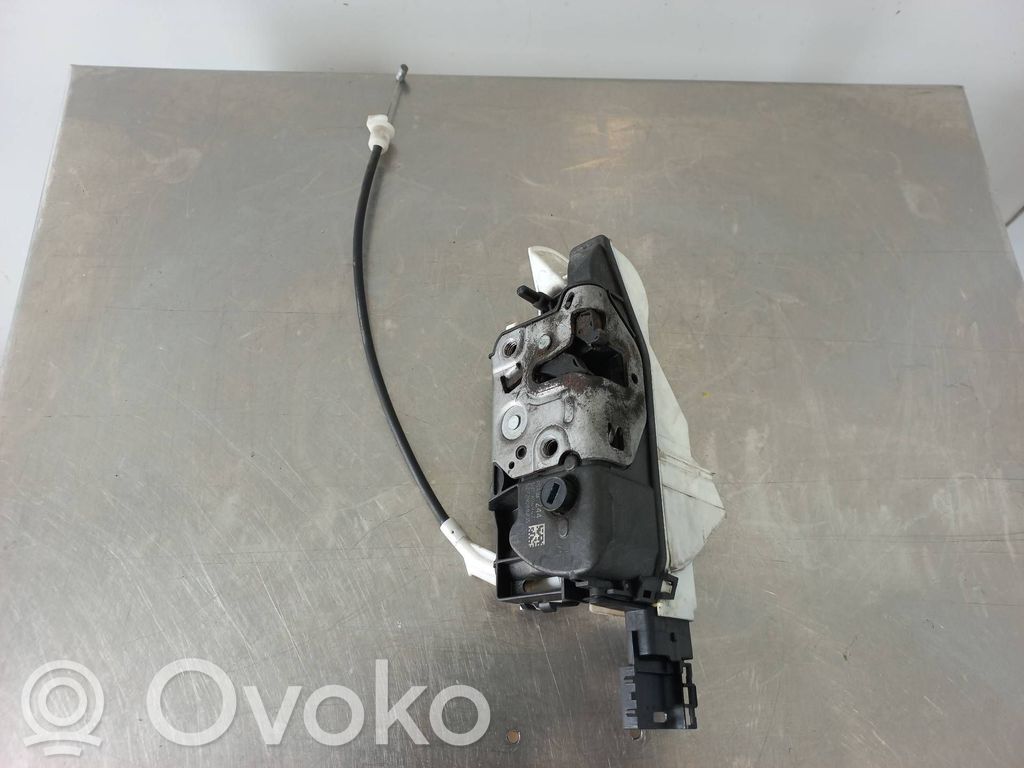 Front door lock   006244