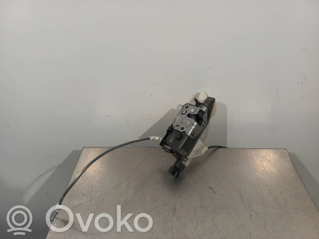 Front door lock   123981