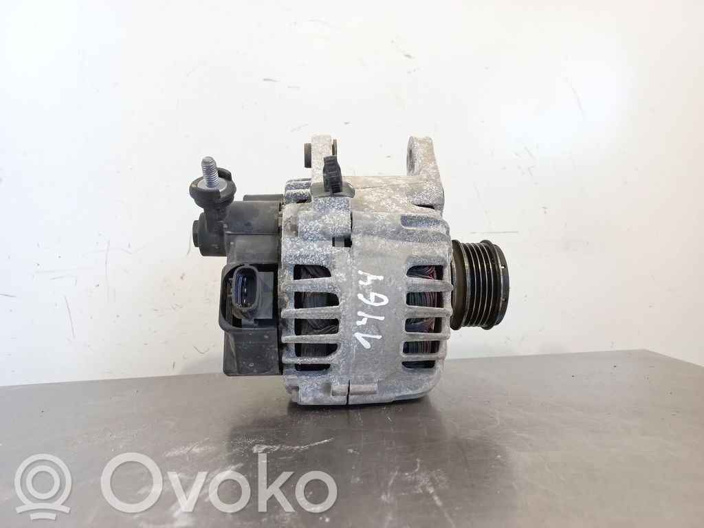 Alternador   373002A600