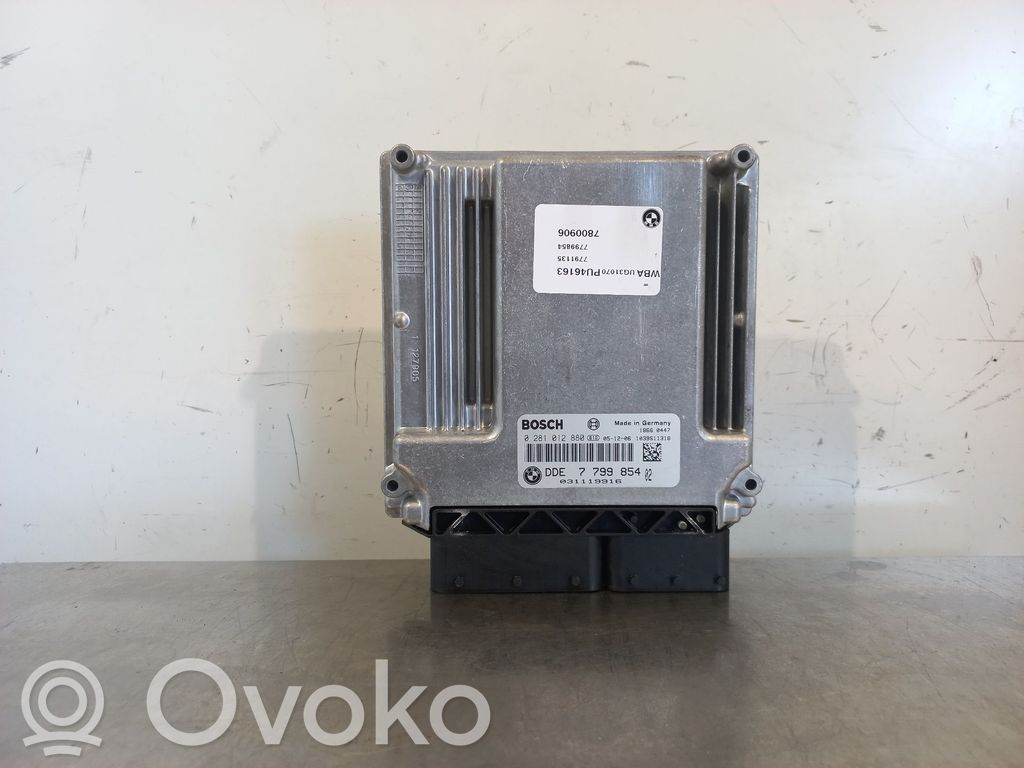 Unidad de control/módulo del motor   7799854