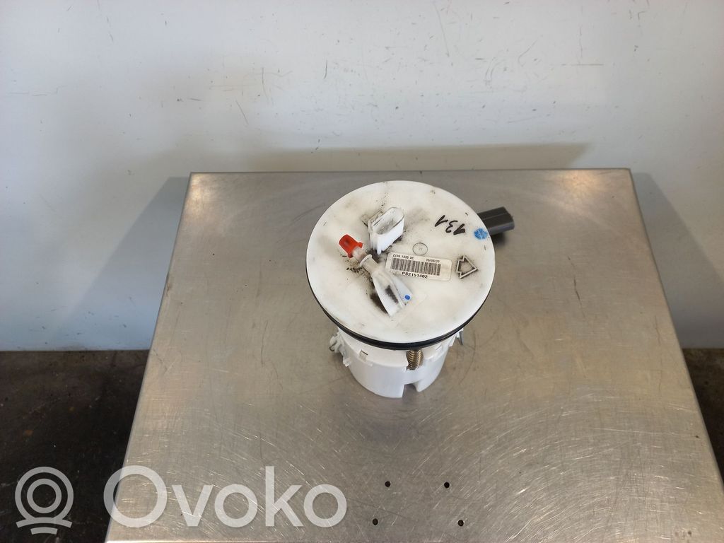 Bomba interna de combustible   ZJ381335XC