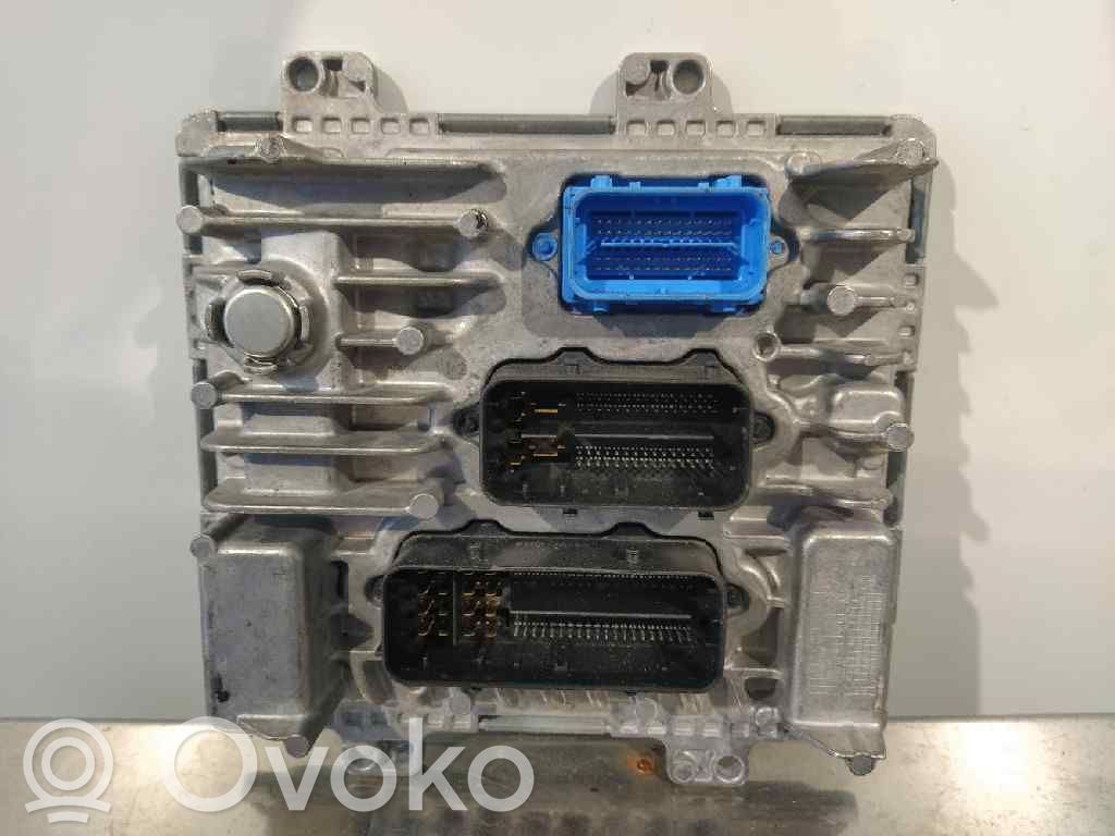 Opel Corsa E Engine control unit/module 