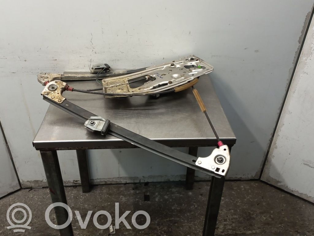 Regulador de ventanilla eléctrico de puerta delantera   51338159832