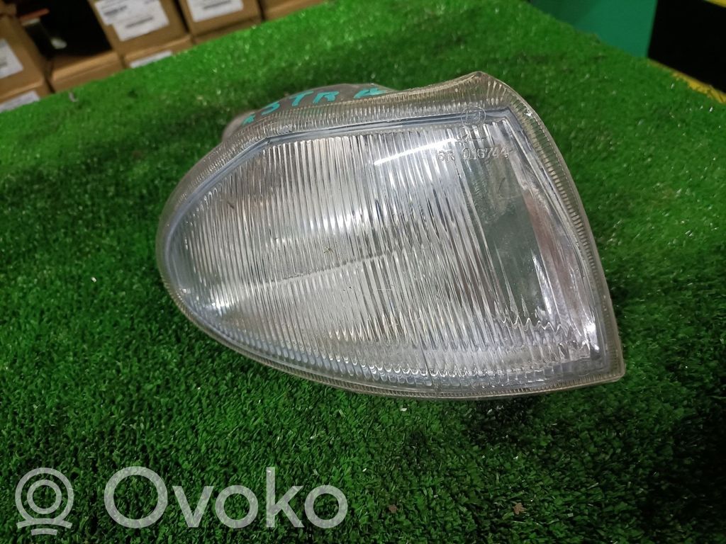 Opel Astra F Lampa przednia 