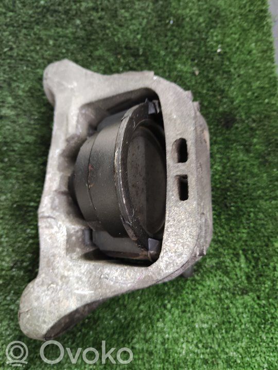Wspornik / Mocowanie silnika   1M516F012BA,313073
