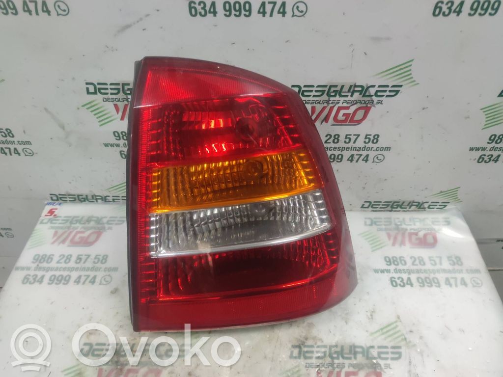 Opel Astra F Lampa tylna 