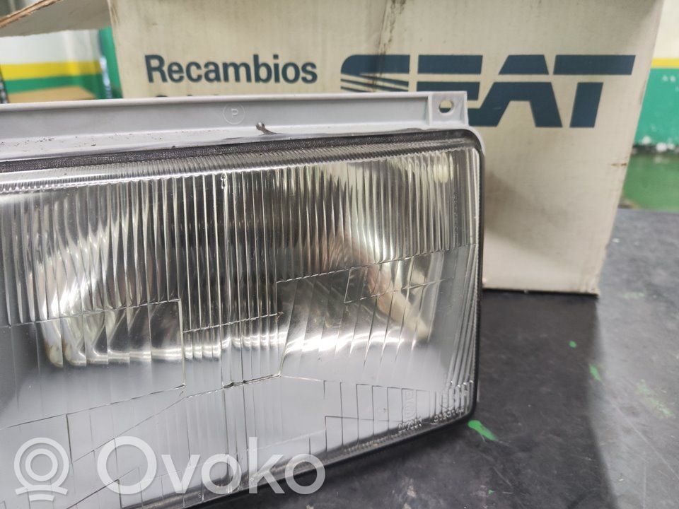 Seat Ronda (022A) Far 