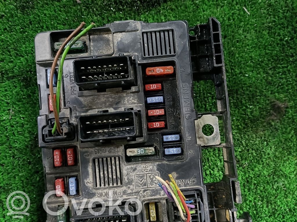 Citroen C2 Alte piese compartiment motor 