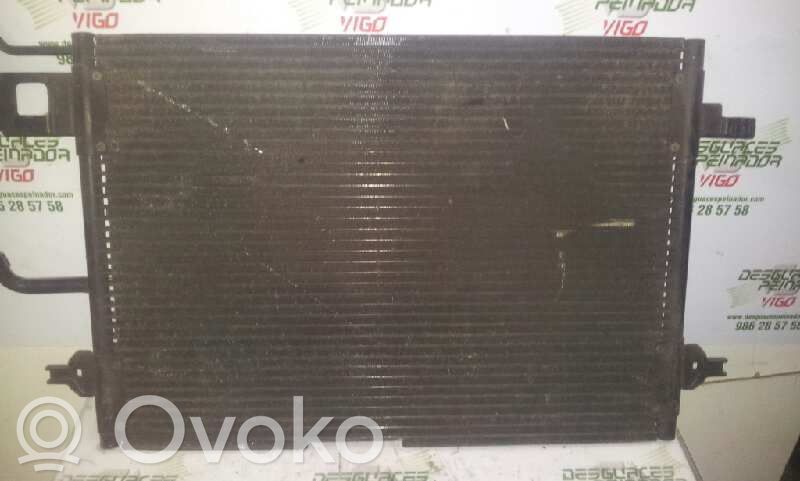 Volkswagen PASSAT B3 Radiator răcire A/C (condensor) 