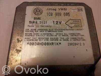 Volkswagen Golf IV Sterownik / Moduł Airbag 